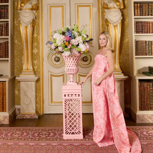 Mrs. Alice Adelaide Pink Lattice Urn & Pedestal< Vases | Vases & Planters