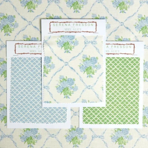 Mrs. Alice Alice's Bouquet Fabric (Blue)< Serena Fresson Fabrics