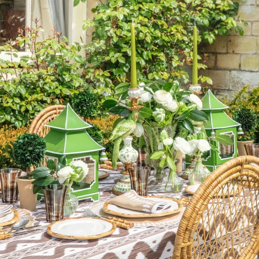 Mrs. Alice Apple Green Pagoda Lantern Set< Year-round Decorations | Spring Decorations