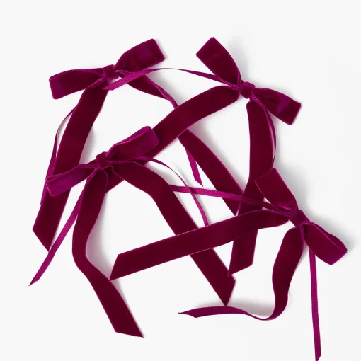 Mrs. Alice Aubergine Velvet Bow (Set of 4) - 20cm< Napkin Rings & Bows