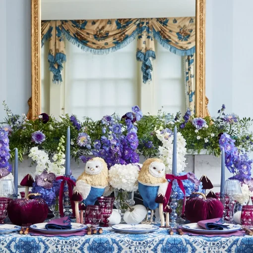 Mrs. Alice Aubergine Velvet Bow (Set of 4) - 20cm< Napkin Rings & Bows