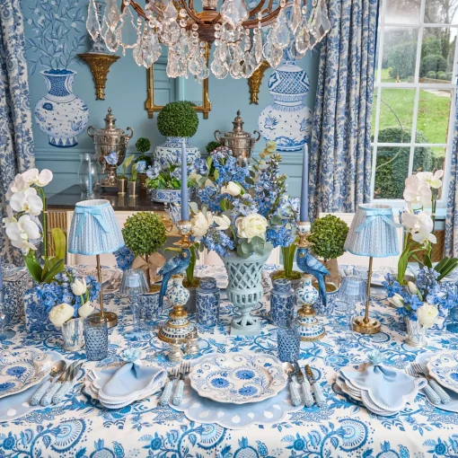 Mrs. Alice Bettina Blue & White Napkins (Set of 4)< Napkins | Mrs. Alice Monogram