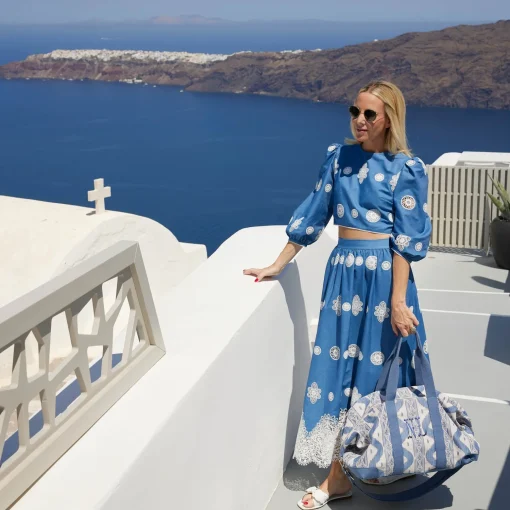 Mrs. Alice Blue Ikat Travel Bag< Mrs. Alice Tote Bags | Mrs. Alice Monogram