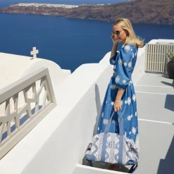 Mrs. Alice Blue Ikat Travel Bag< Mrs. Alice Tote Bags | Mrs. Alice Monogram