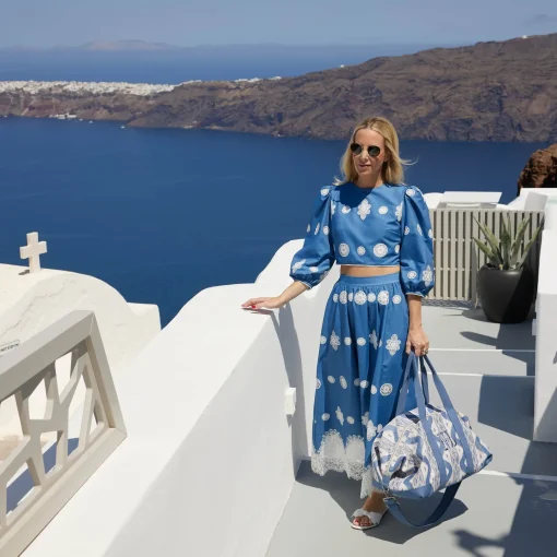 Mrs. Alice Blue Ikat Travel Bag< Mrs. Alice Tote Bags | Mrs. Alice Monogram