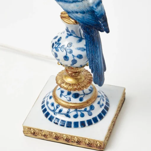 Mrs. Alice Blue Parrot Lamp< Corded Table Lamps | Lamp Stands