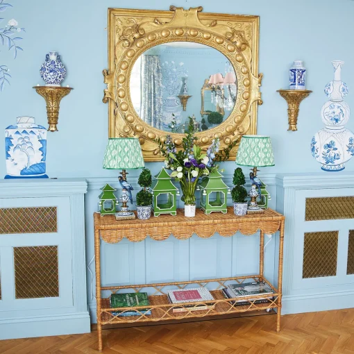 Mrs. Alice Blue Parrot Lamp< Corded Table Lamps | Lamp Stands