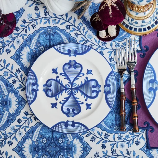 Mrs. Alice Blue Quatrefoil Starter Plate< Starter Plates