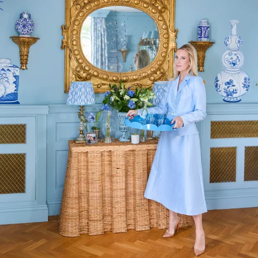 Mrs. Alice Blue Scalloped Lacquer Round Tray< Trays | For Her