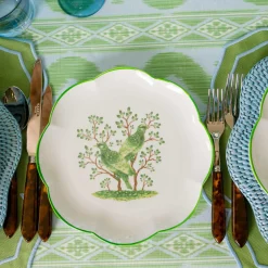 Mrs. Alice Blue Scalloped Rattan Charger Plates (Set of 4)< Summer Table Linen | Placemats