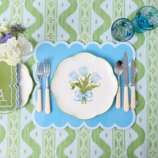 Mrs. Alice Blue Tulip Dinner Plate< Summer Crockery | Dinner Plates