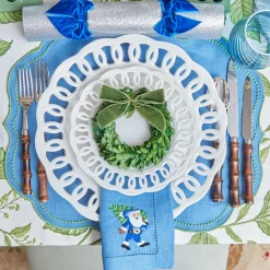 Mrs. Alice Boxwood Wreath (Set of 4)< Christmas Decorations