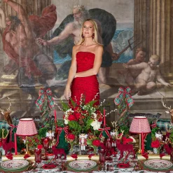 Mrs. Alice Brigitte Red Garland Engraved Wine Glass (Set of 4)< Glasses