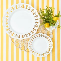 Mrs. Alice Cara Woven Placemats (Set of 4)< Placemats