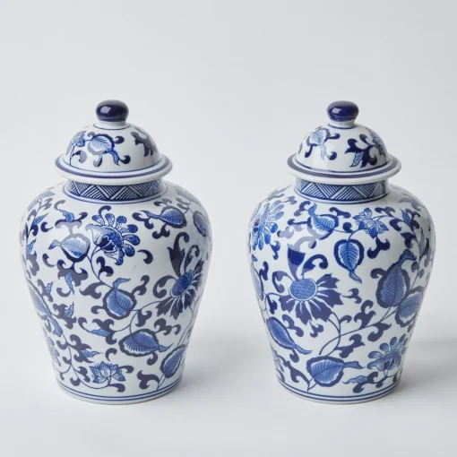 Mrs. Alice Chinoiserie Ginger Jar (Medium)< Christmas Decorations | For The Newlywed