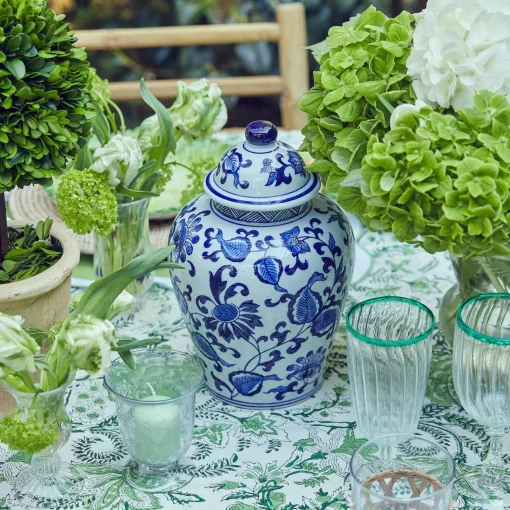 Mrs. Alice Chinoiserie Ginger Jar (Medium)< Christmas Decorations | For The Newlywed