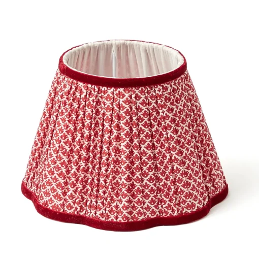 Mrs. Alice Chinoiserie Rechargeable Lamp with Red Lotus Shade (22cm)< Rechargeable Table Lamps