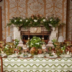 Mrs. Alice Chocolate Bow Laurel Placemats & Napkins (Set of 4)< Table Linen Sets