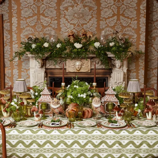 Mrs. Alice Chocolate Bow Laurel Placemats & Napkins (Set of 4)< Table Linen Sets