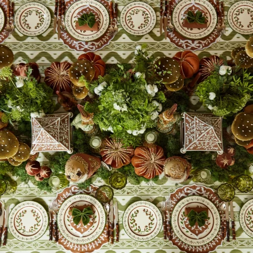 Mrs. Alice Chocolate Josephine Dinner Plates (Set of 4)< Dinner Plates | Crockery Sets
