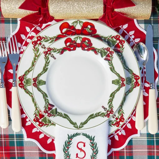Mrs. Alice Christmas Garland Starter Plate< Starter Plates