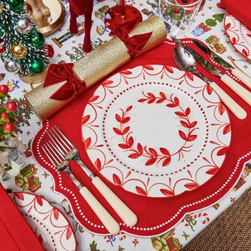 Mrs. Alice Christmas Wreath Glasses (Set of 4)< Glasses