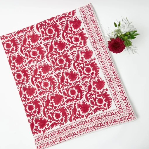 Mrs. Alice Cranberry Pheasant Tablecloth< Tablecloths