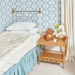 Mrs. Alice Cream Silk Eiderdown< Bedding | For The Homemaker