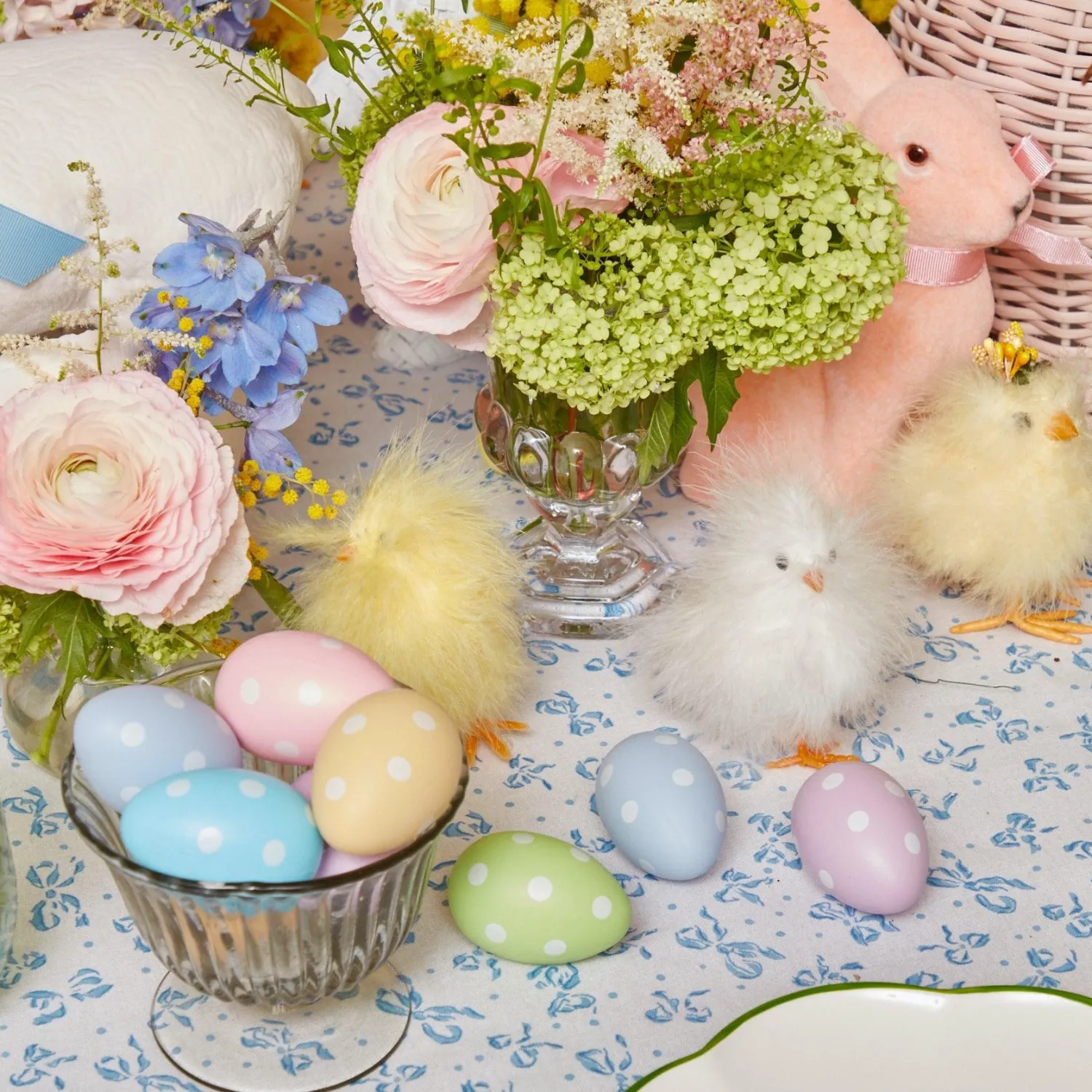 Mrs. Alice Decorative Polka Dot Eggs< Spring Decorations