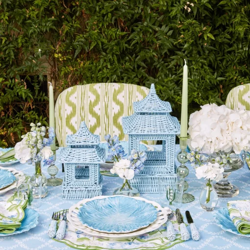 Mrs. Alice Eden Green Candle Set (Spring Green)< Candles | Candlescapes