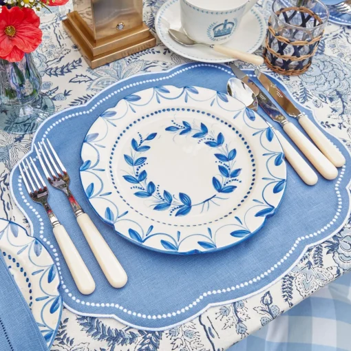 Mrs. Alice Elizabeth Blue Garland Dinner Plate< Dinner Plates