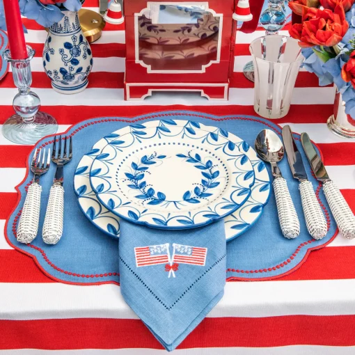 Mrs. Alice Elizabeth Blue Garland Starter Plate< Starter Plates