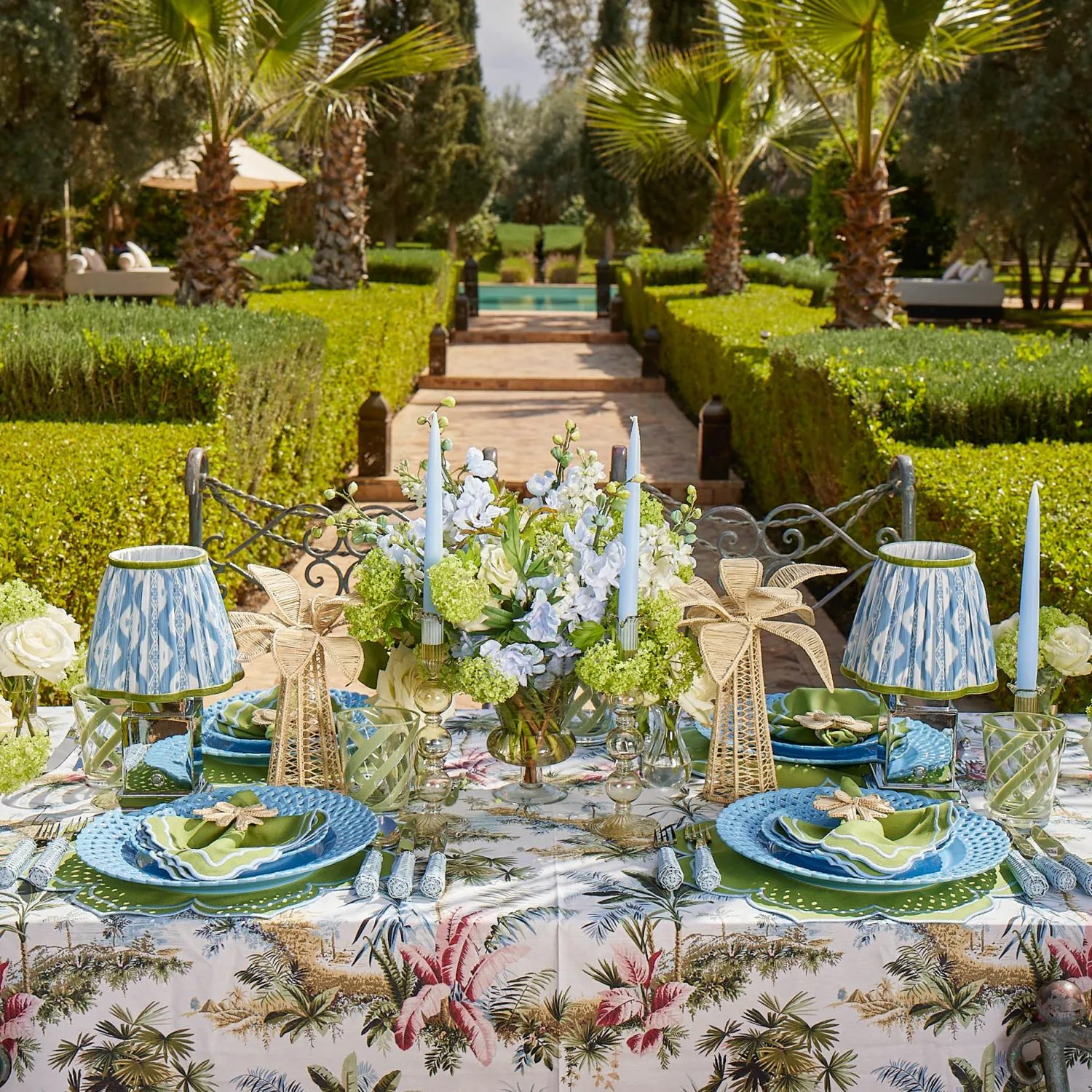 Mrs. Alice Fleur Green Placemats & Napkins (Set of 4)< Summer Table Linen | Table Linen Sets