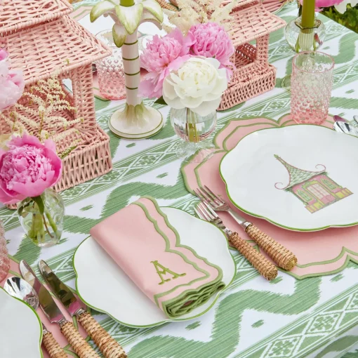 Mrs. Alice Fleur Pink Napkins (Set of 4)< Napkins | Mrs. Alice Monogram