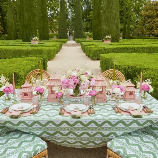 Mrs. Alice Fleur Pink Napkins (Set of 4)< Napkins | Mrs. Alice Monogram