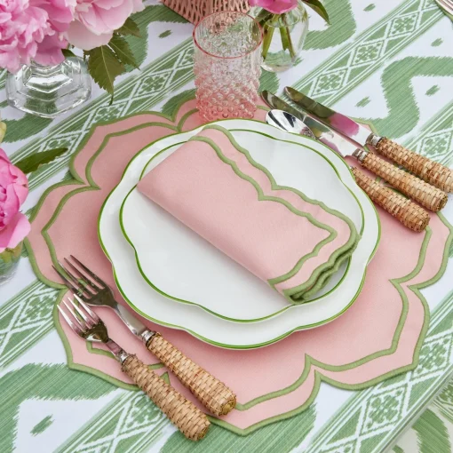 Mrs. Alice Fleur Pink Placemats & Napkins (Set of 4)< Table Linen Sets | Mrs. Alice Monogram