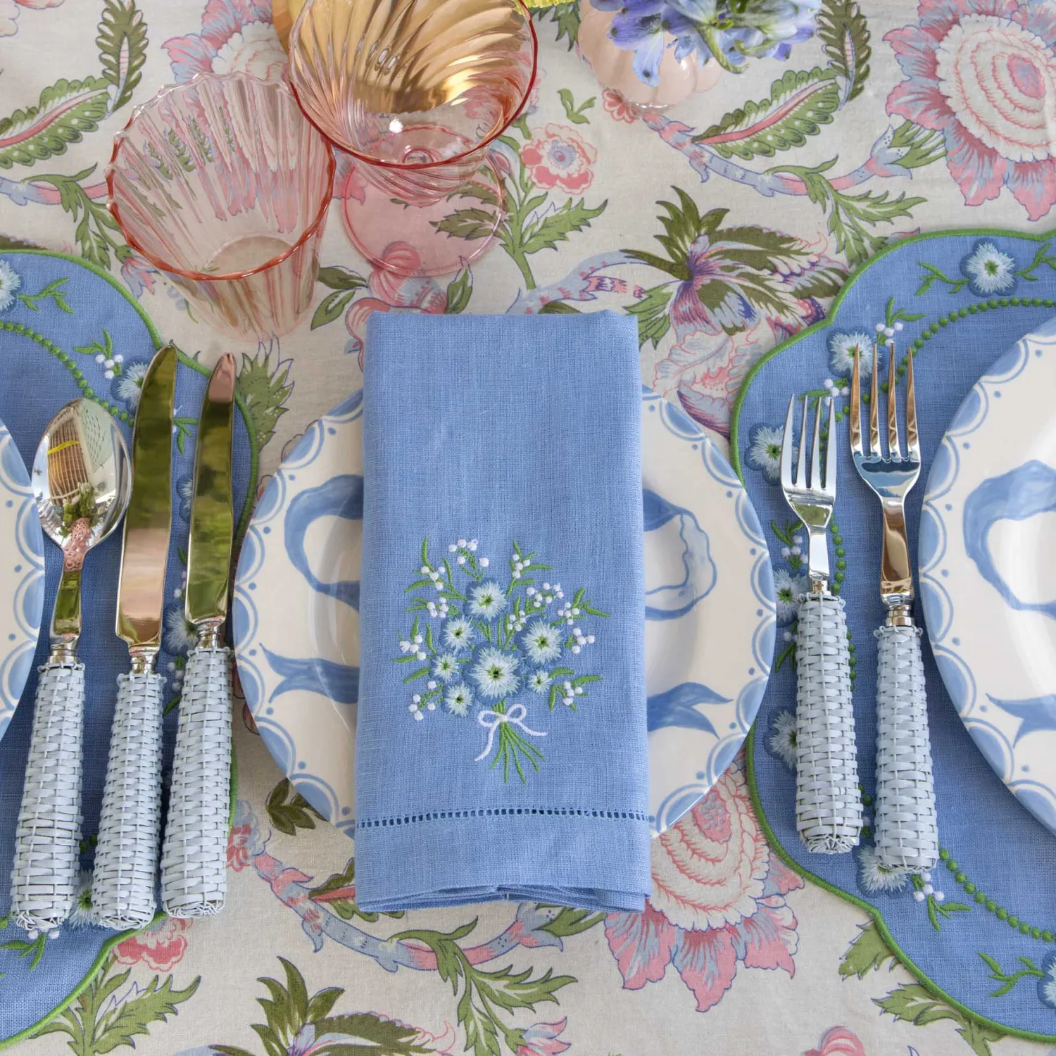 Mrs. Alice Floral Periwinkle Linen Placemats & Napkins (Set of 4)< Summer Table Linen | Table Linen Sets