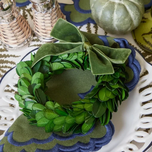 Mrs. Alice Forest Green Velvet Mini Bows (Set of 4)< Napkin Rings & Bows