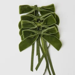 Mrs. Alice Forest Green Velvet Mini Bows (Set of 4)< Napkin Rings & Bows