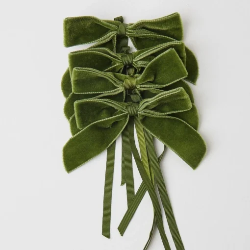 Mrs. Alice Forest Green Velvet Mini Bows (Set of 4)< Napkin Rings & Bows
