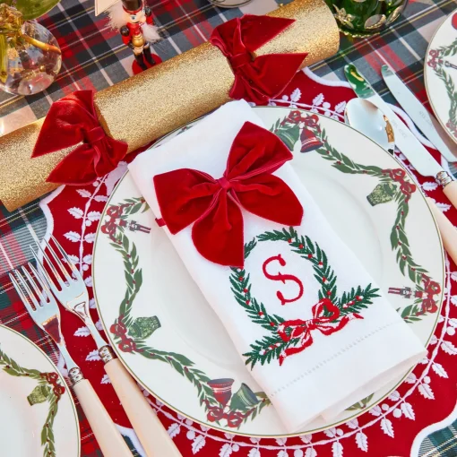 Mrs. Alice Gold Crackers With Red Velvet Bows (Set of 6)< Christmas Decorations