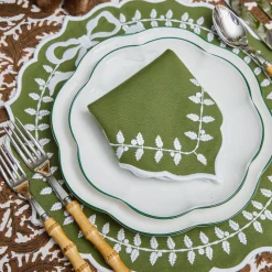 Mrs. Alice Green Bow Laurel Napkins (Set of 4)< Napkins | For The Chalet