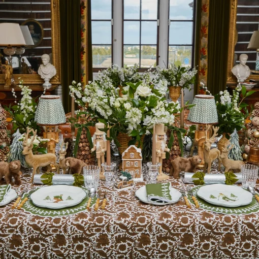 Mrs. Alice Green Bow Laurel Napkins (Set of 4)< Napkins | For The Chalet