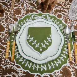 Mrs. Alice Green Bow Laurel Placemats & Napkins (Set of 4)< Table Linen Sets | For The Chalet