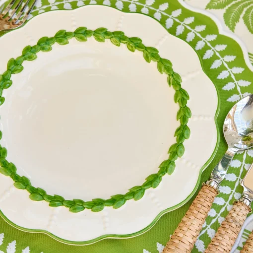 Mrs. Alice Green Laurel Dinner & Starter Plates (Set of 8)< Crockery Sets