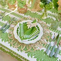 Mrs. Alice Green Laurel Napkins (Set of 4)< Napkins