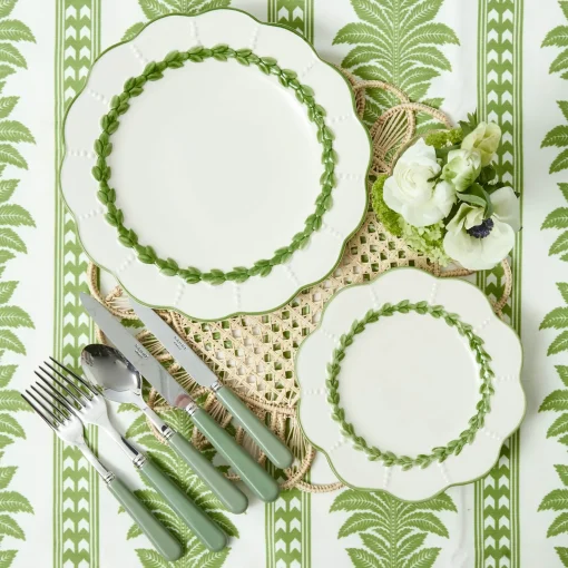 Mrs. Alice Green Laurel Starter Plates (Set of 4)< Starter Plates | Crockery Sets