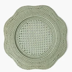 Mrs. Alice Green Scalloped Rattan Charger Plates (Set of 4)< Summer Table Linen | Placemats