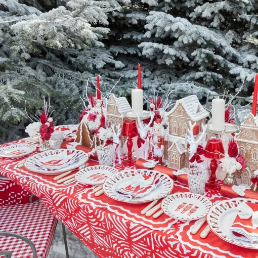 Mrs. Alice Gretel Applique Red Tablecloth< Tablecloths