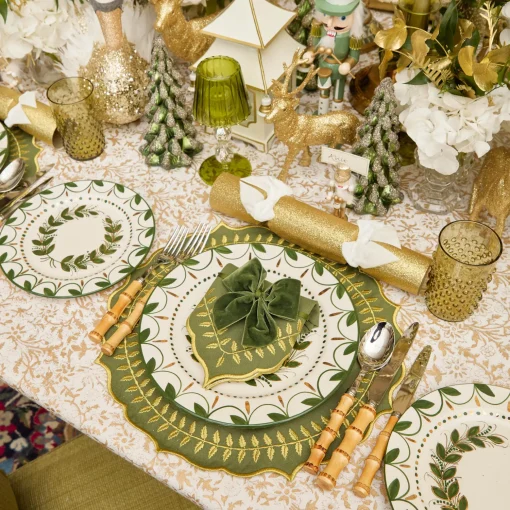 Mrs. Alice Josephine Olive & Gold Garland Dinner Plate< Dinner Plates